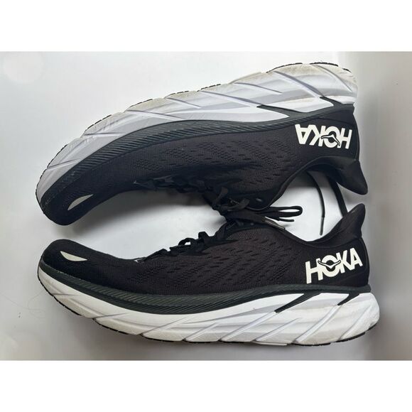 HOKA ONE ONE Clifton 8  Snickers in Black/White Size 12D